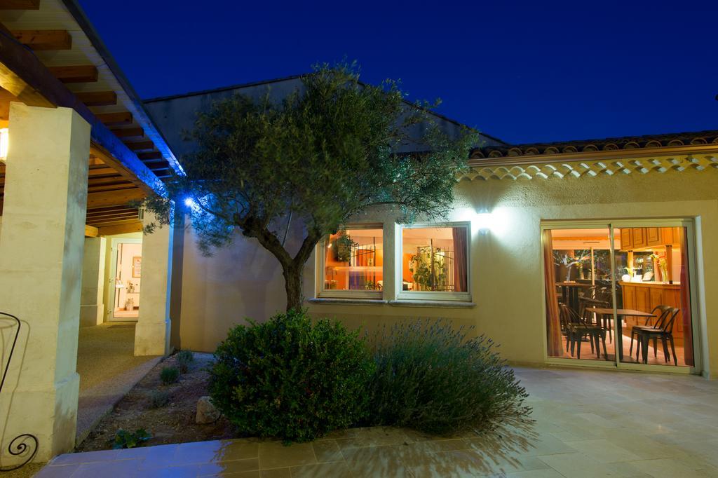 Best Western Hotel Aurelia Maussane les Alpilles Bagian luar foto